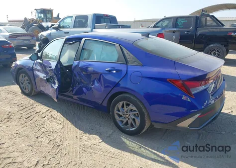 2024 Hyundai Elantra Sel z USA, uszkodzony, nr VIN KMHLM4DGXRU786777